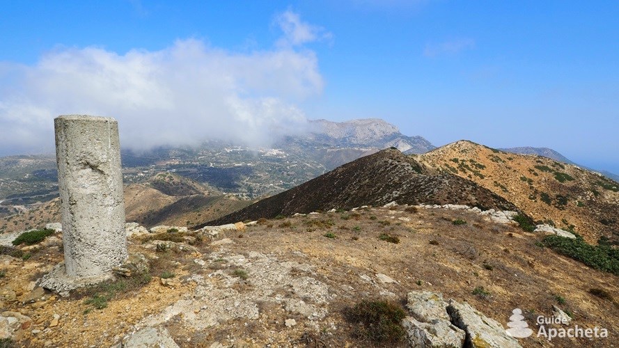 Sommet du Troulos à 609m